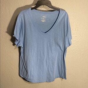 Casual Light Blue V-Neck Tee